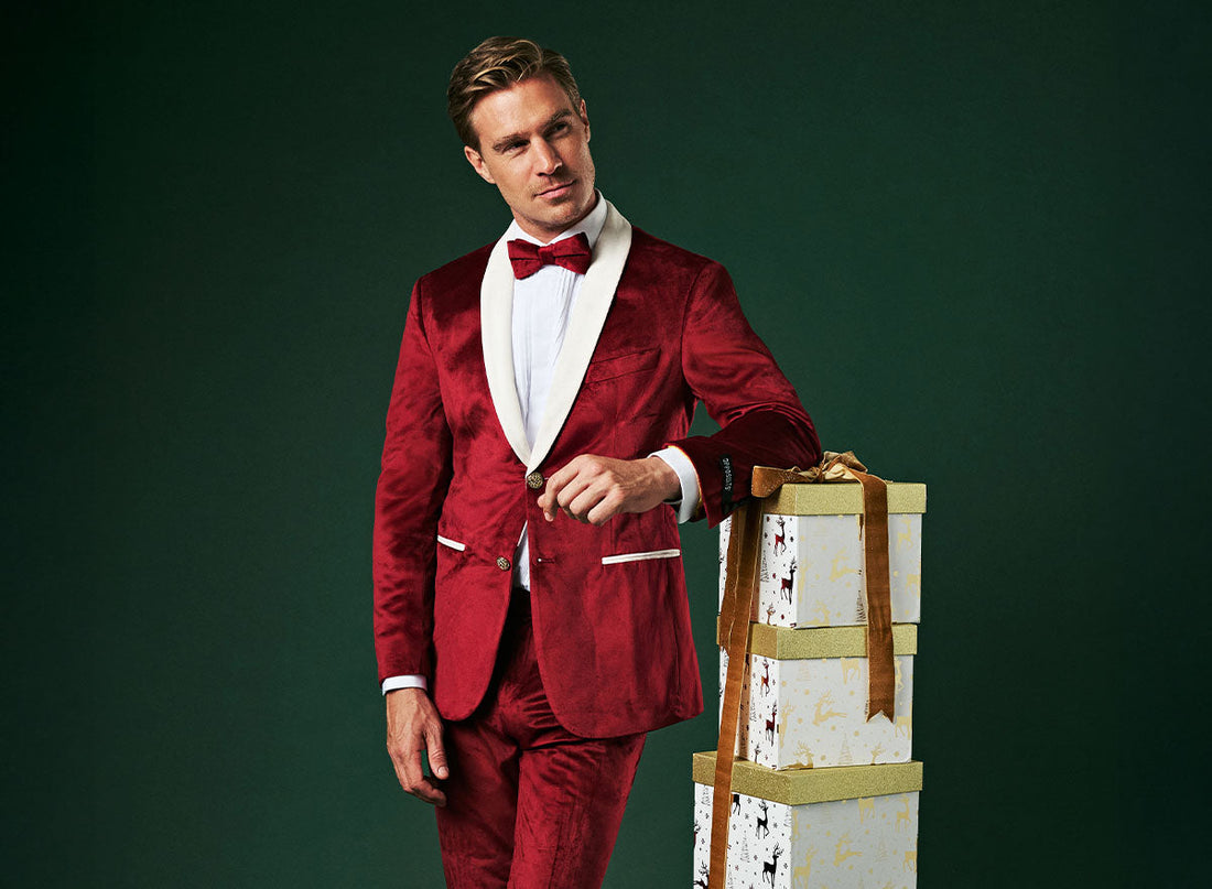 Bow Tie vs Tie for Christmas Tuxedo: Complete Guide