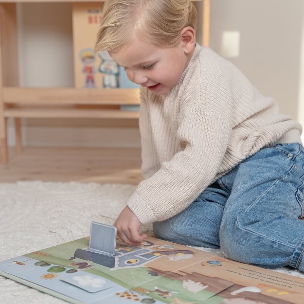 Flap Book Farm - Multicolored 