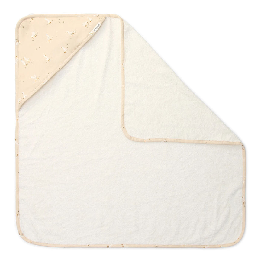 badcape-wit-newborn-naturals-little-goose