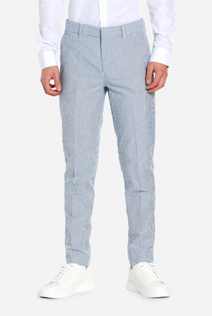 Teen wearing Casual suit with Seer Sucker design, pants view
